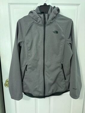 The North Face Green Hooded Windwall Fleece-lined Jacket